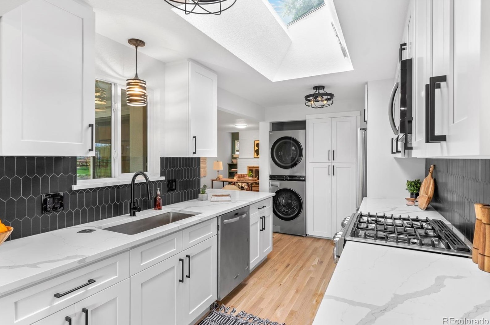 9055 Brk Dr, Arvada CO  80004-5319 exterior