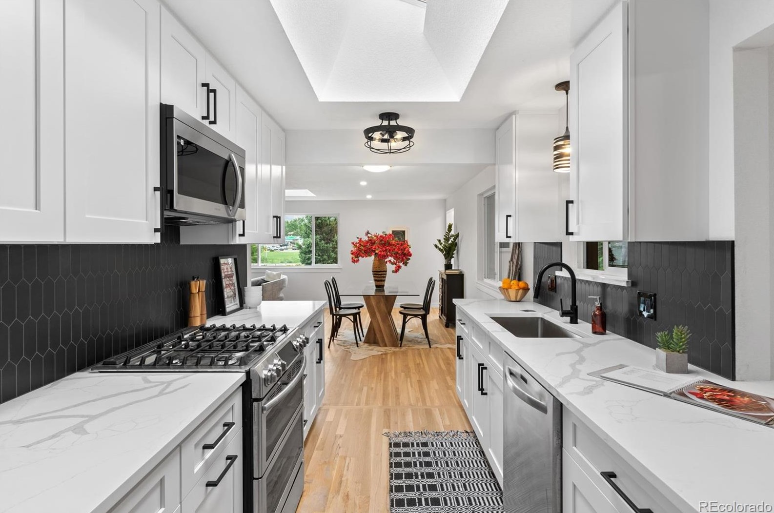 9055 Brk Dr, Arvada CO  80004-5319 exterior