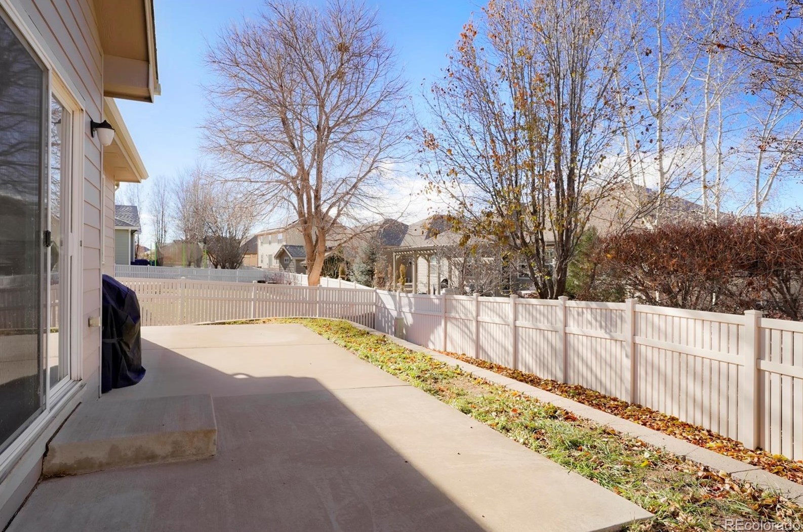 10215 Dogwood St, Longmont CO  80504-6740 exterior