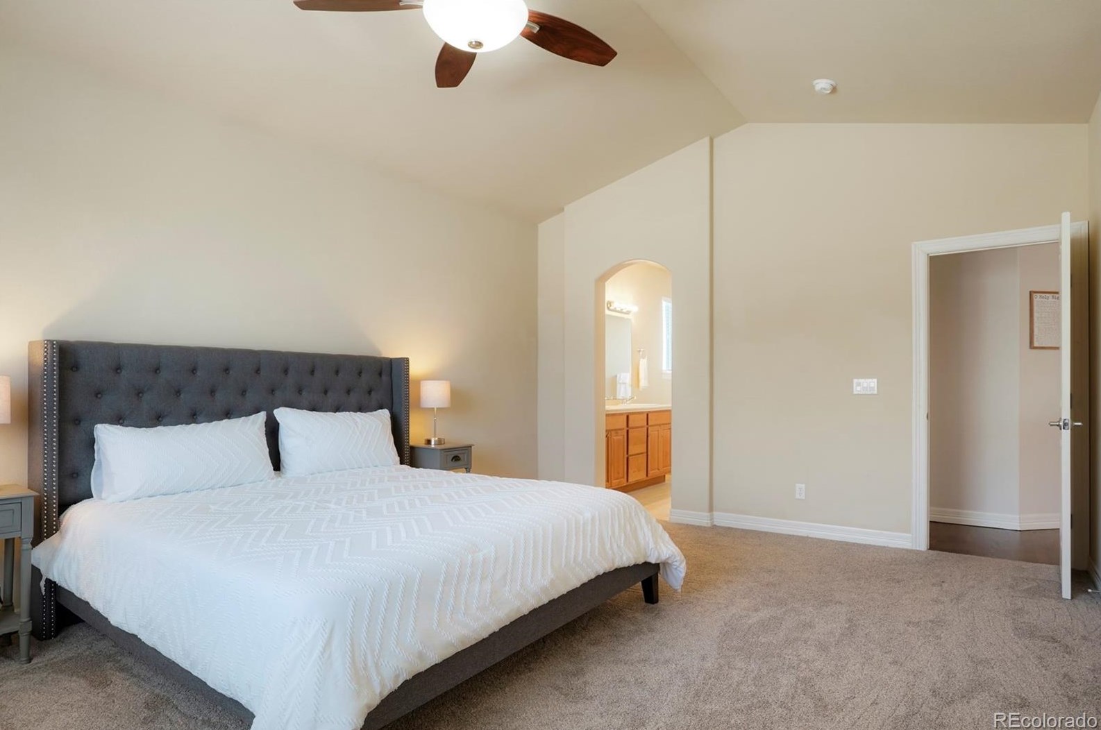 10215 Dogwood St, Longmont CO  80504-6740 exterior