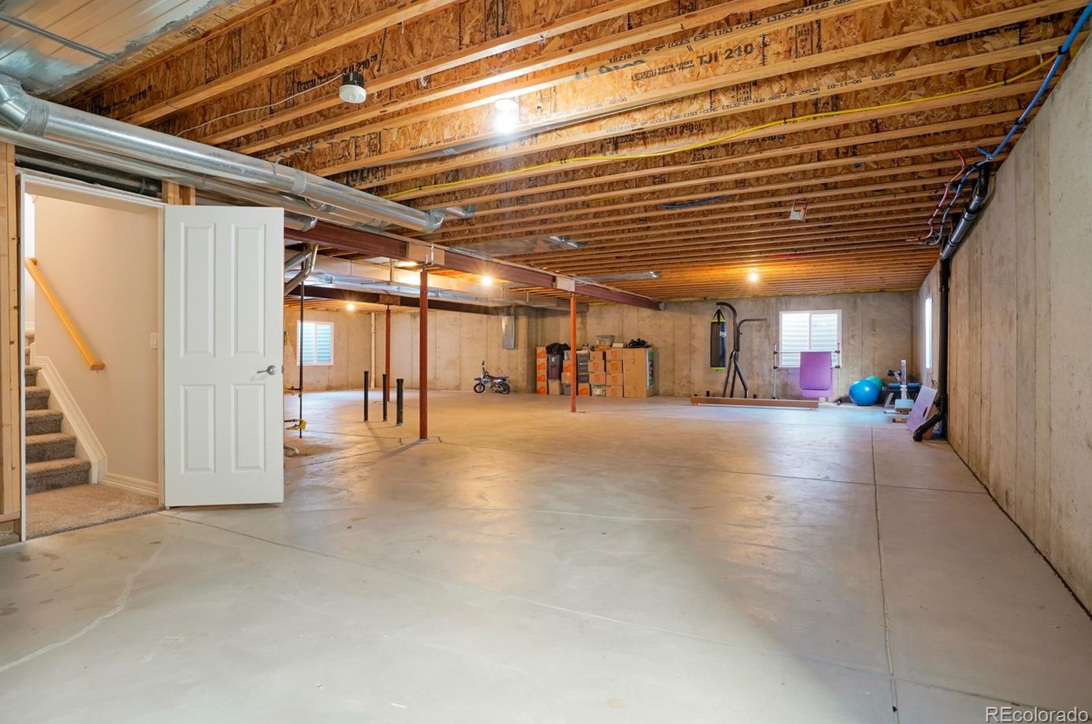 10215 Dogwood St, Longmont CO  80504-6740 exterior