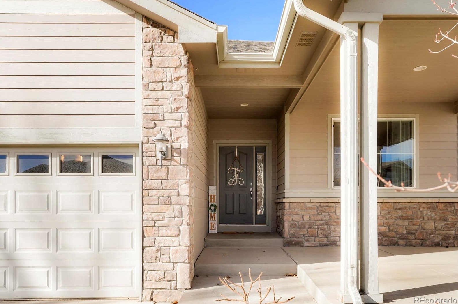 10215 Dogwood St, Longmont CO  80504-6740 exterior