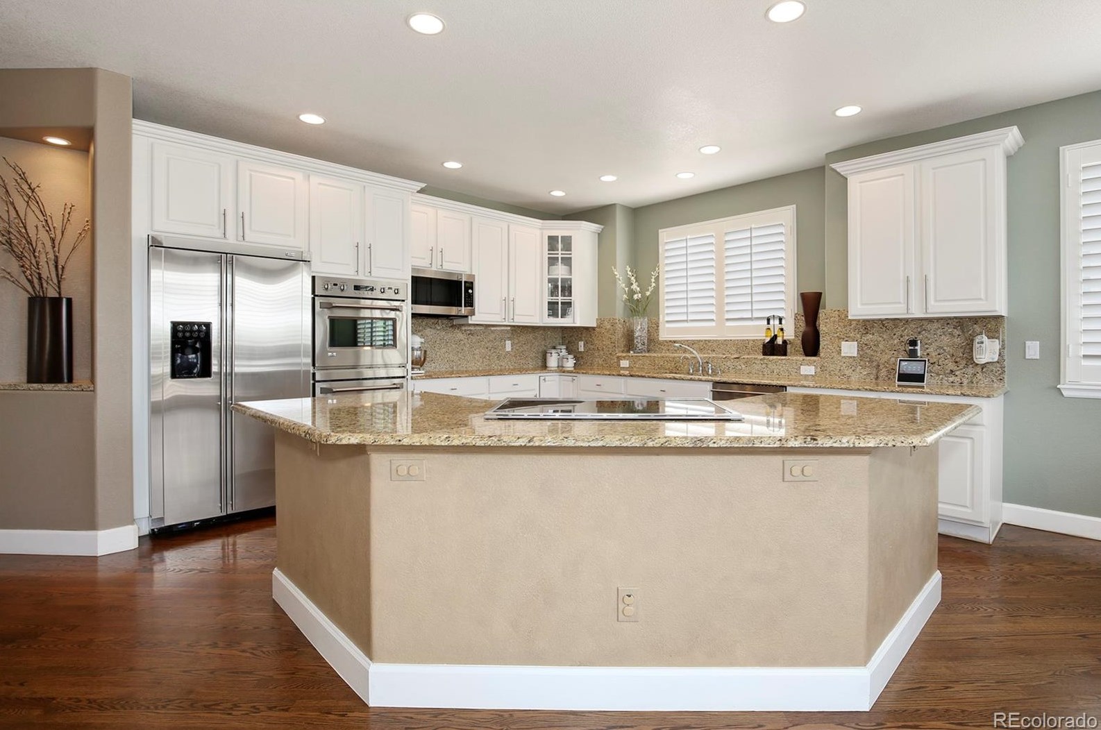 10337 Carriage Clb Dr, Littleton CO 80124-9793 exterior