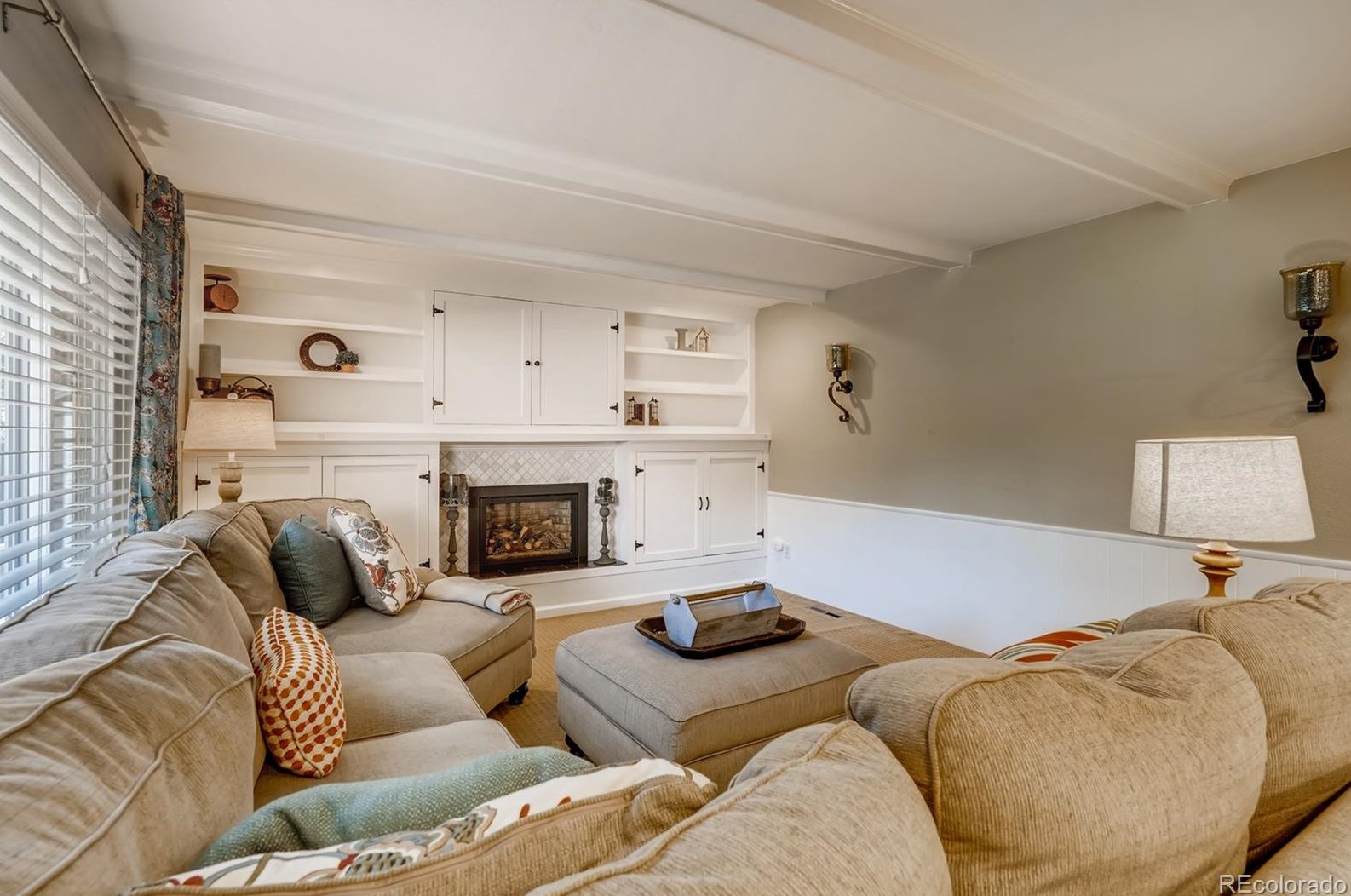 8585 Prentice Ave, Littleton CO 80120-1454 exterior