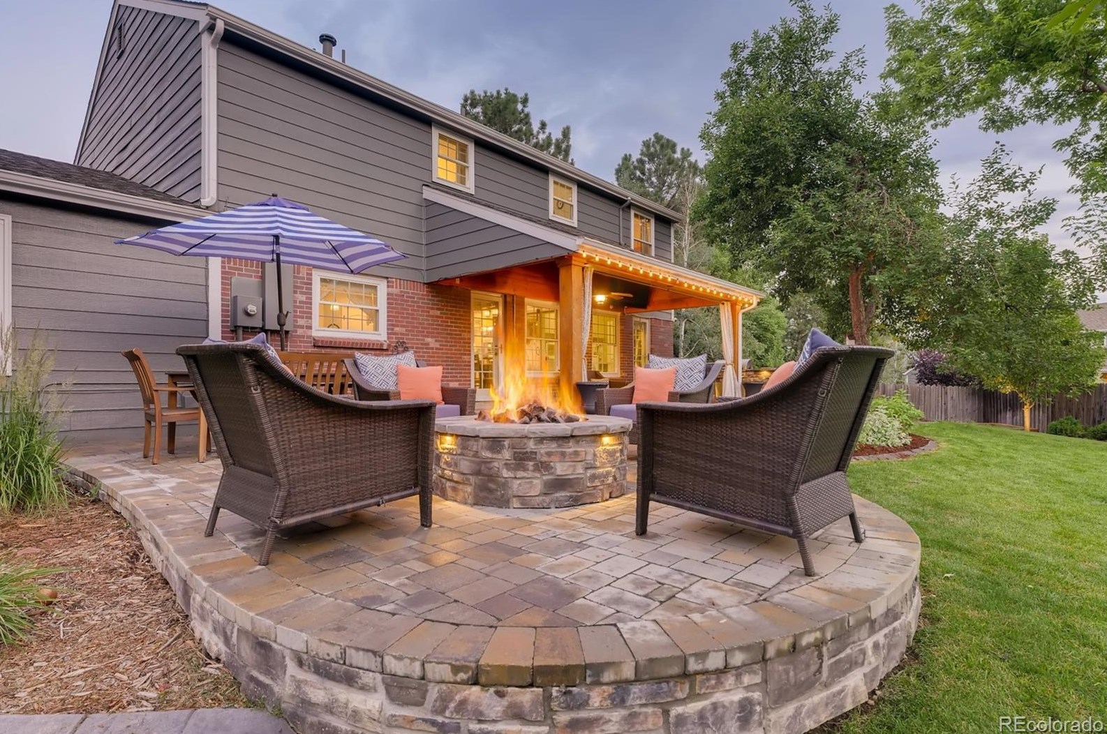 8585 Prentice Ave, Littleton CO 80120-1454 exterior