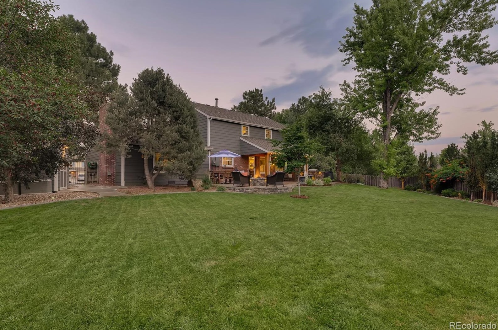 8585 Prentice Ave, Littleton CO 80120-1454 exterior