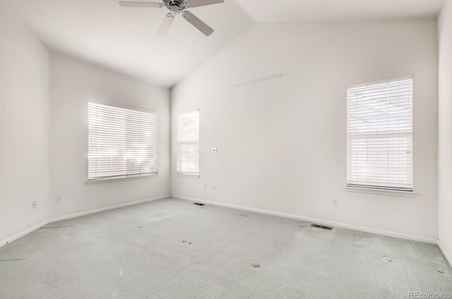 4226 Hinsdale Cir, Littleton CO 80122-2280 exterior