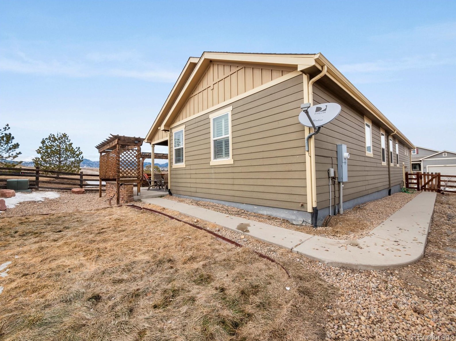 14462 91st Ln, Arvada CO  80005-1417 exterior