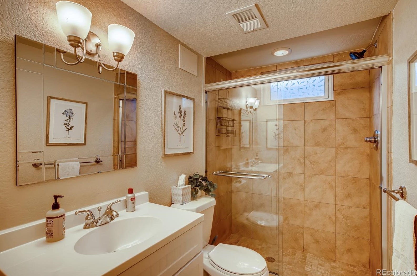 6249 Marion Way, Littleton CO 80121-2619 exterior