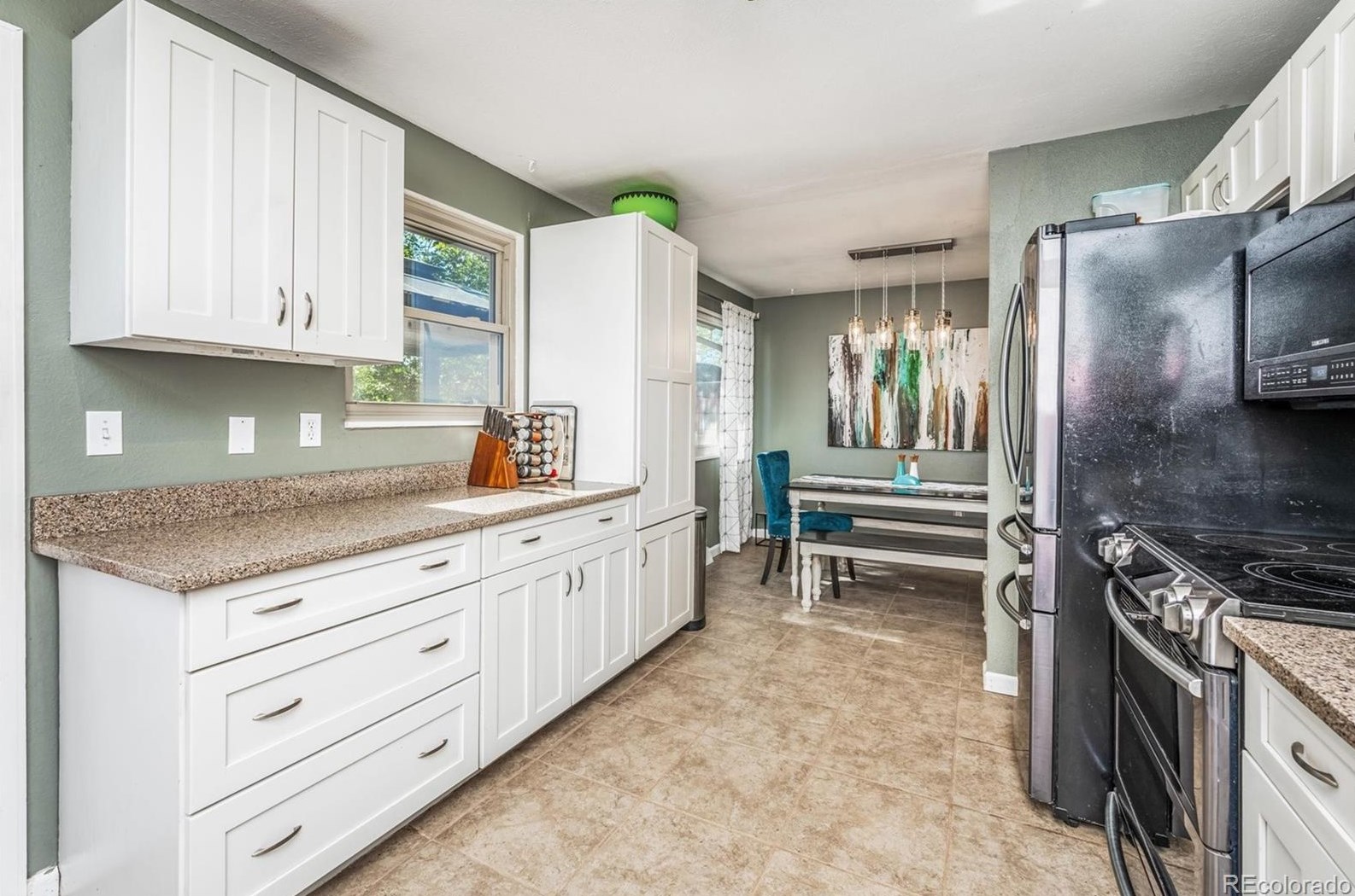 7064 Hinsdale Dr, Littleton CO 80128-4814 exterior