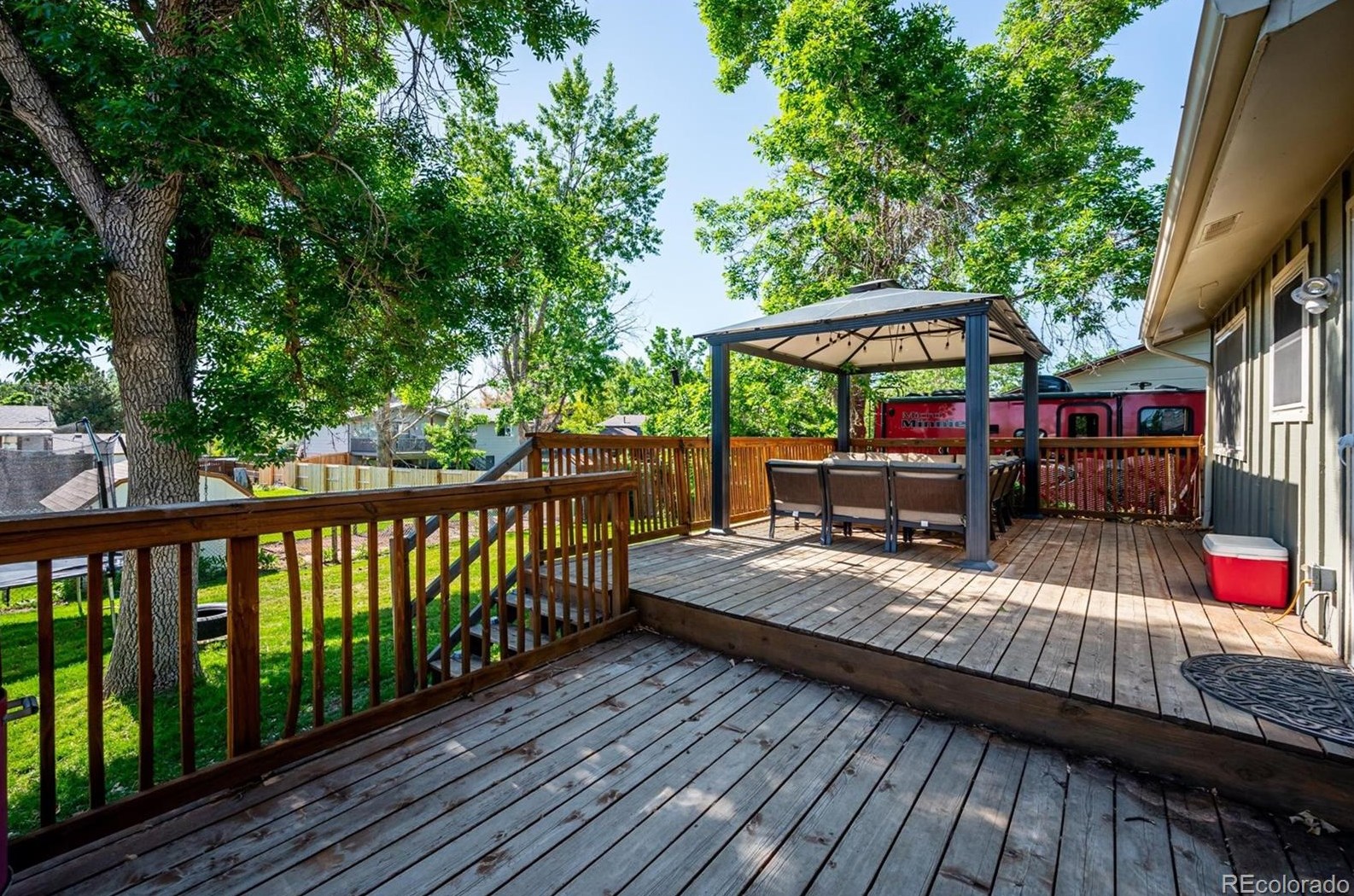 7064 Hinsdale Dr, Littleton CO 80128-4814 exterior