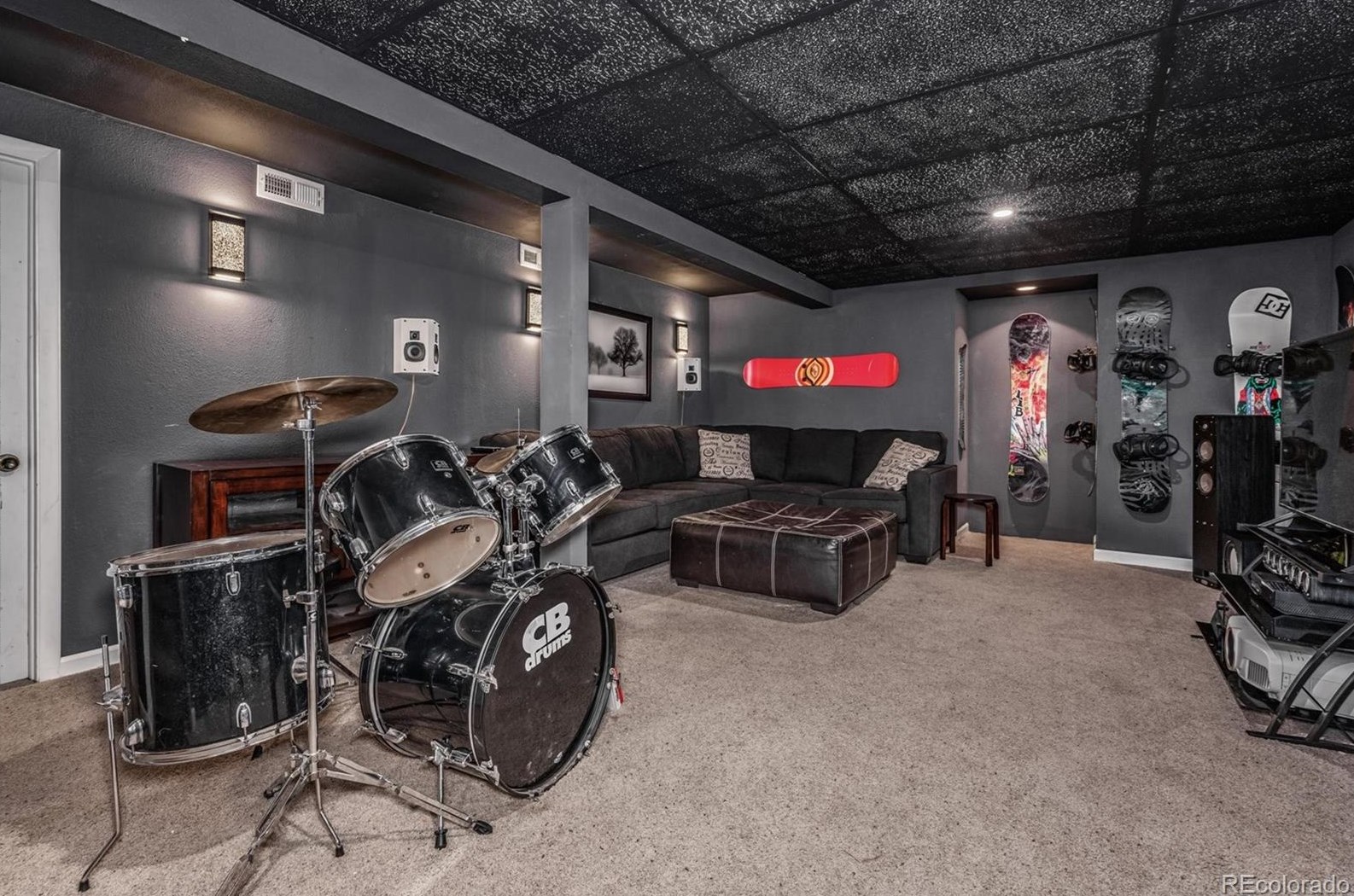 7064 Hinsdale Dr, Littleton CO 80128-4814 exterior