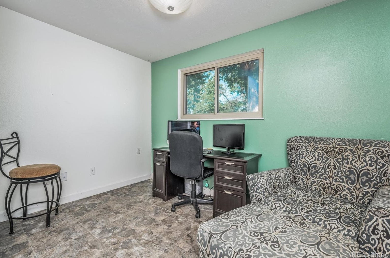 7064 Hinsdale Dr, Littleton CO 80128-4814 exterior