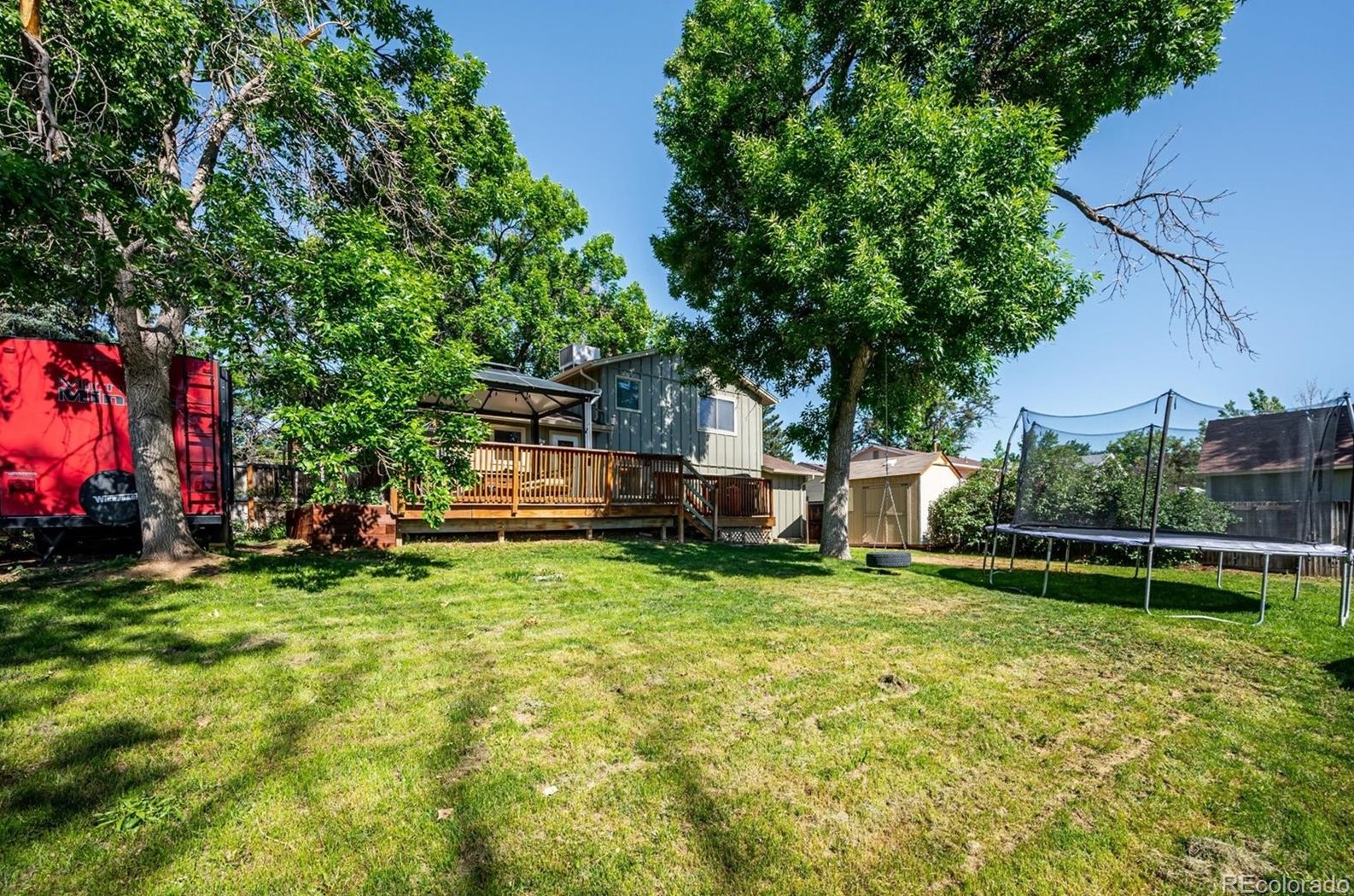 7064 Hinsdale Dr, Littleton CO 80128-4814 exterior