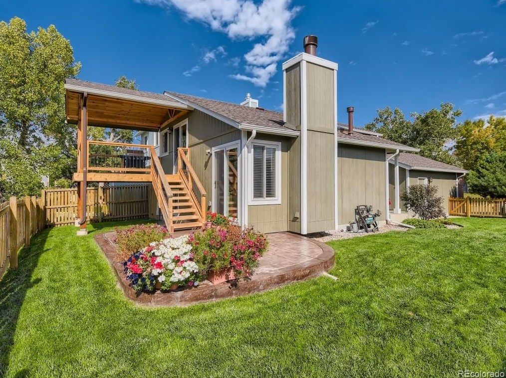 9419 Joyce Ln, Littleton CO 80126-3033 exterior