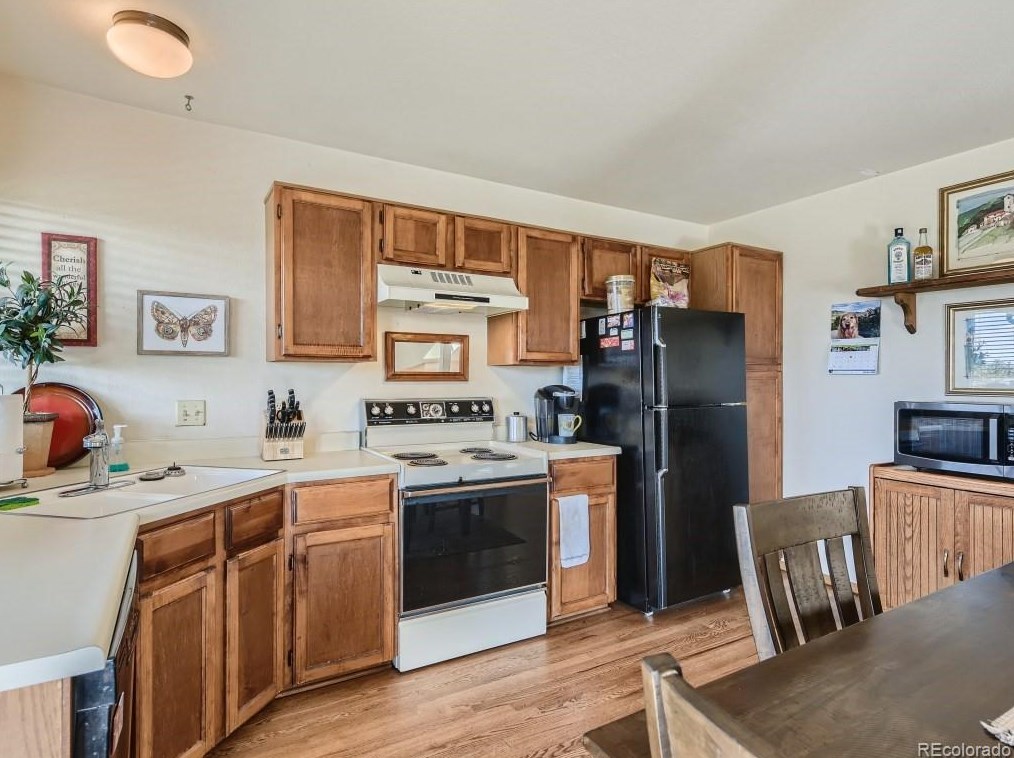 9419 Joyce Ln, Littleton CO 80126-3033 exterior