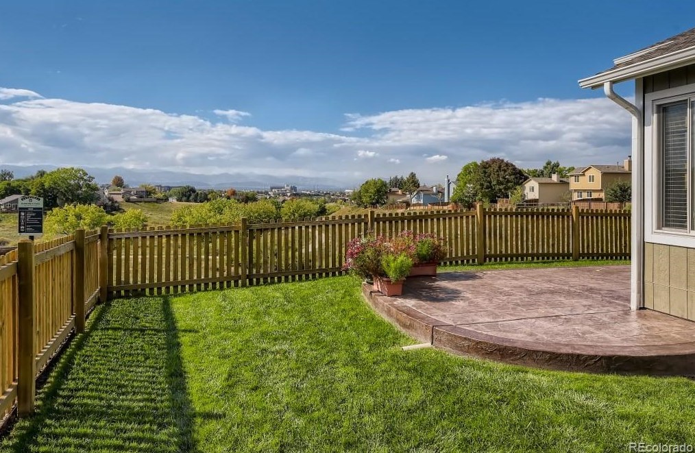 9419 Joyce Ln, Littleton CO 80126-3033 exterior