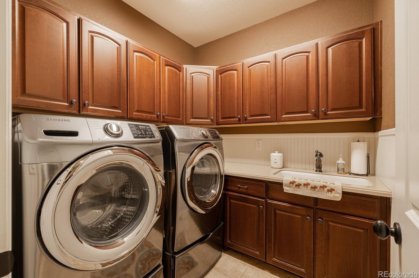 6522 Lynch Ln, Castle Rock CO 80108-9500 exterior