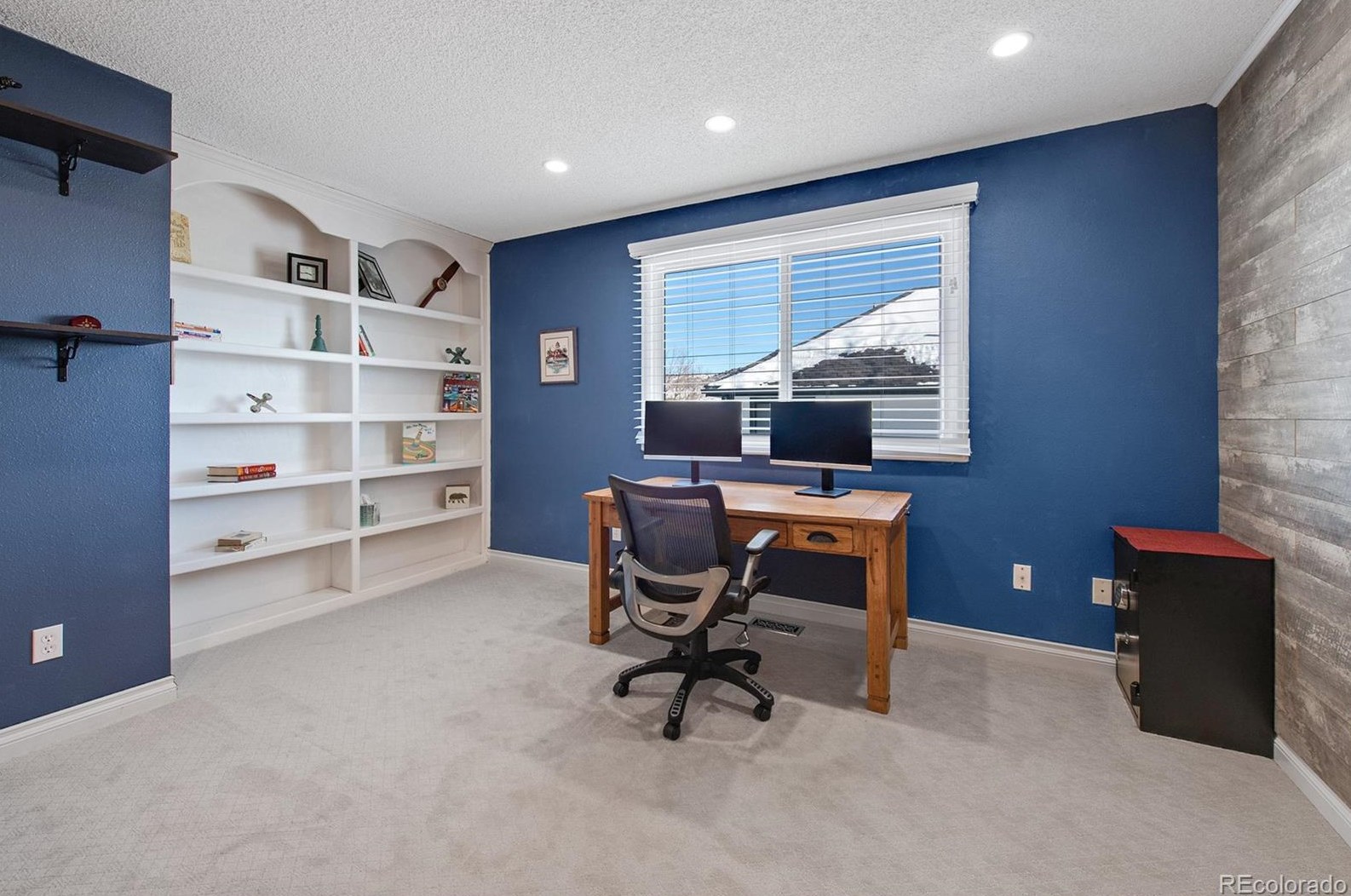 9 Buckthorn Dr, Littleton CO 80127-4316 exterior