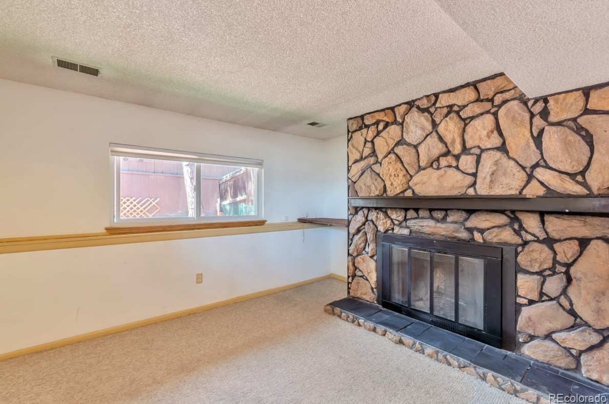 2269 Oswego Way, Aurora CO 80014-1151 exterior