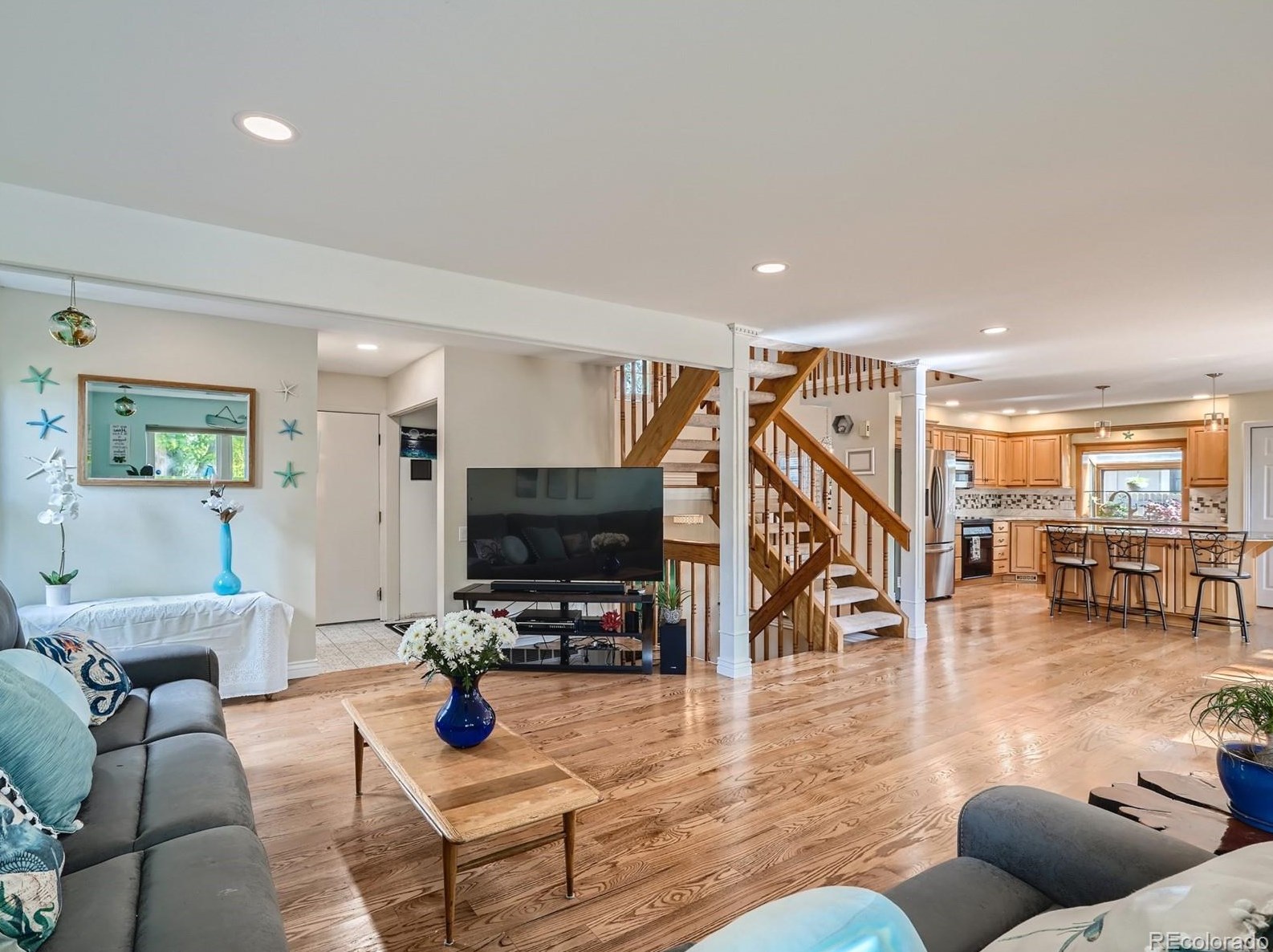 8198 81 Dr, Arvada CO  80005-2402 exterior