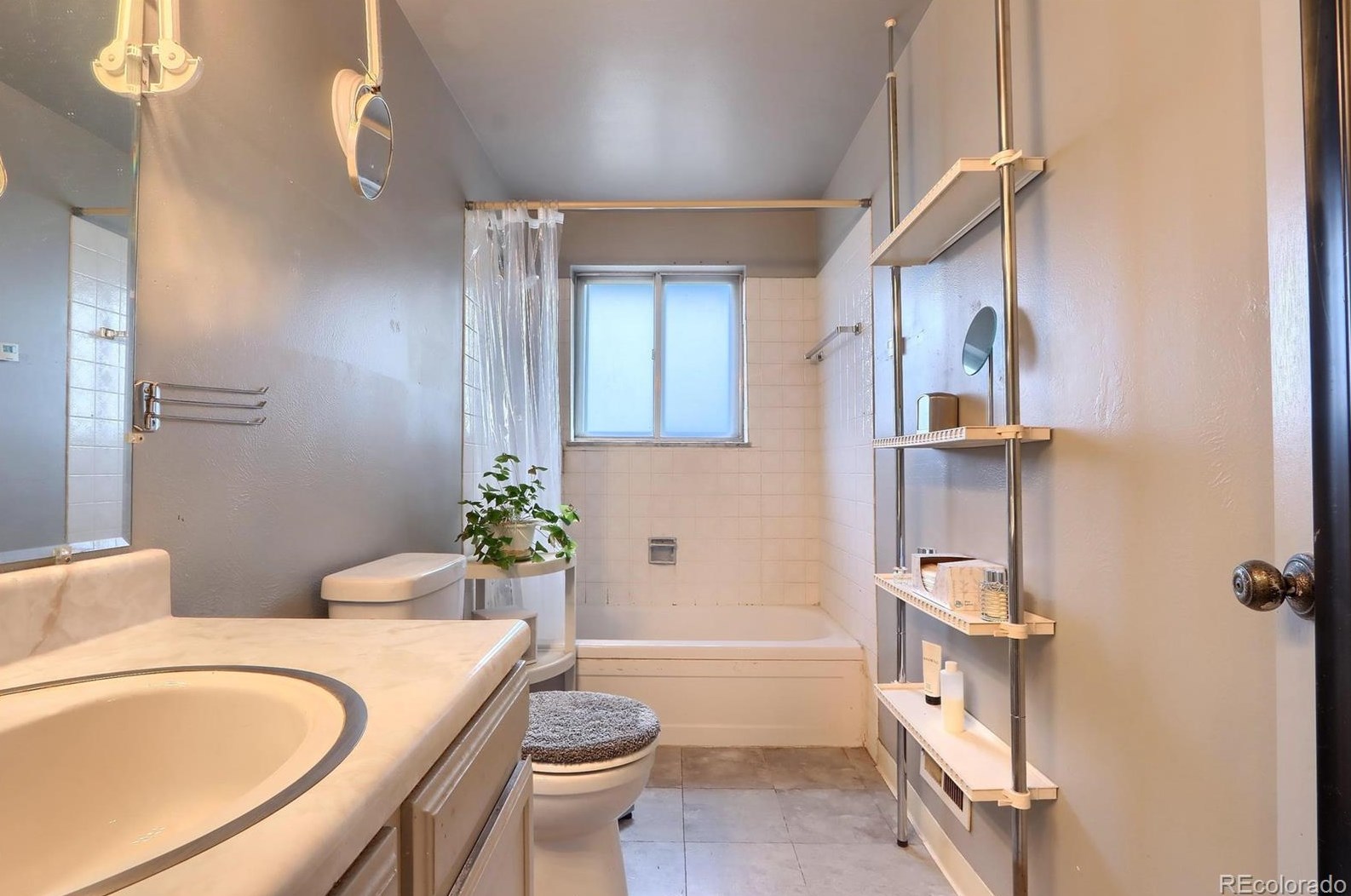 6290 Colorado Blvd, Littleton CO exterior