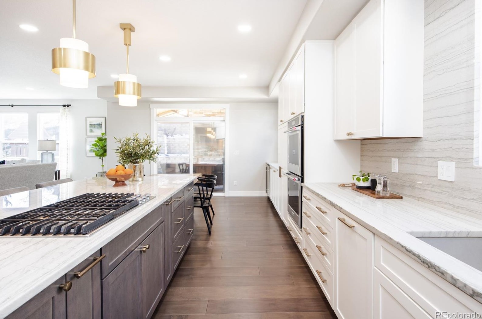 2960 Danbury Ave, Littleton CO  80126-8024 exterior