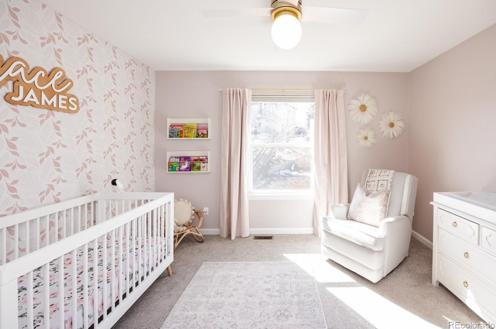 2960 Danbury Ave, Littleton CO  80126-8024 exterior