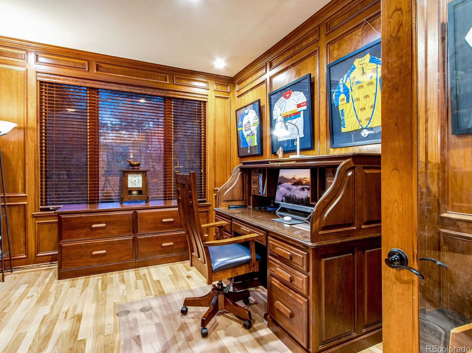 940 Aztec Dr, Castle Rock CO 80108-8243 exterior