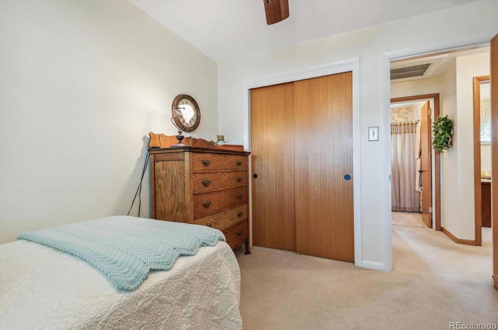 6705 Saulsbury St, Arvada CO  80003-3935 exterior