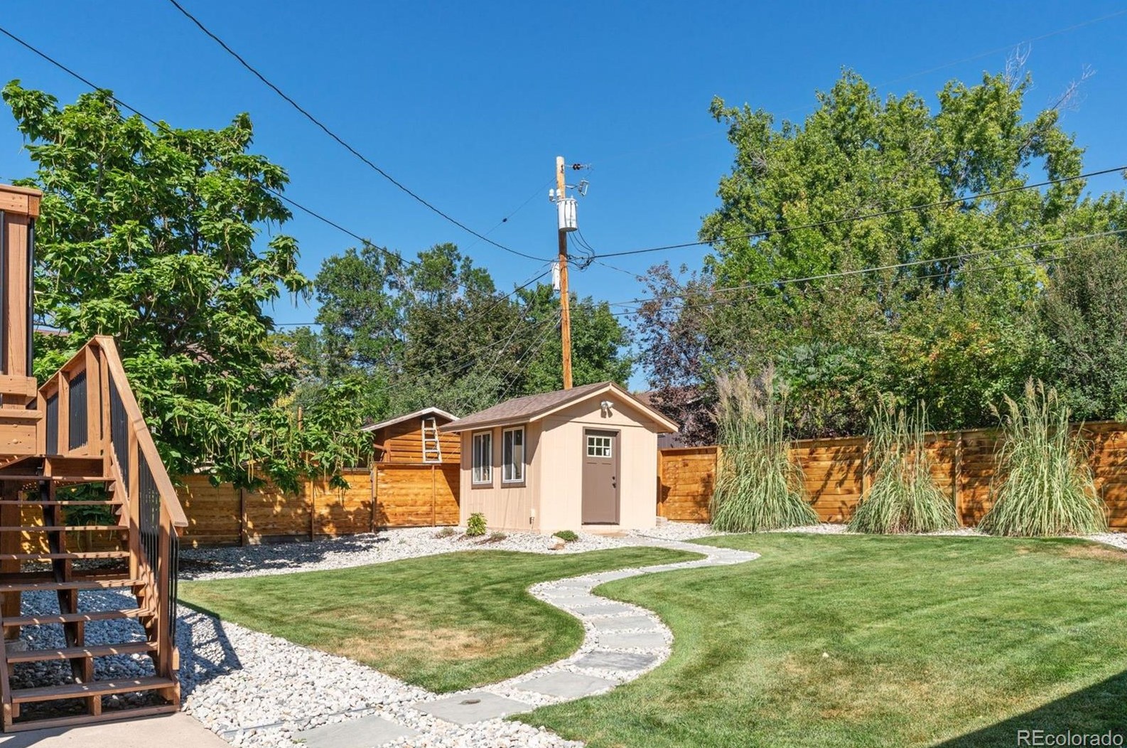 9185 73 Ave, Arvada CO  80005-3811 exterior