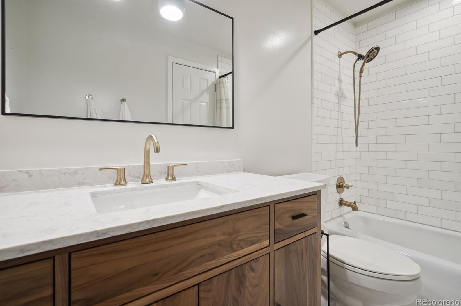 9185 73 Ave, Arvada CO  80005-3811 exterior