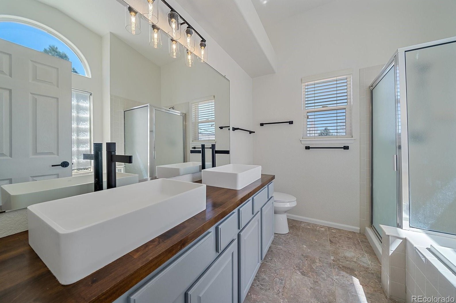 5617 Cheetah Chase, Littleton CO  80124-9592 exterior