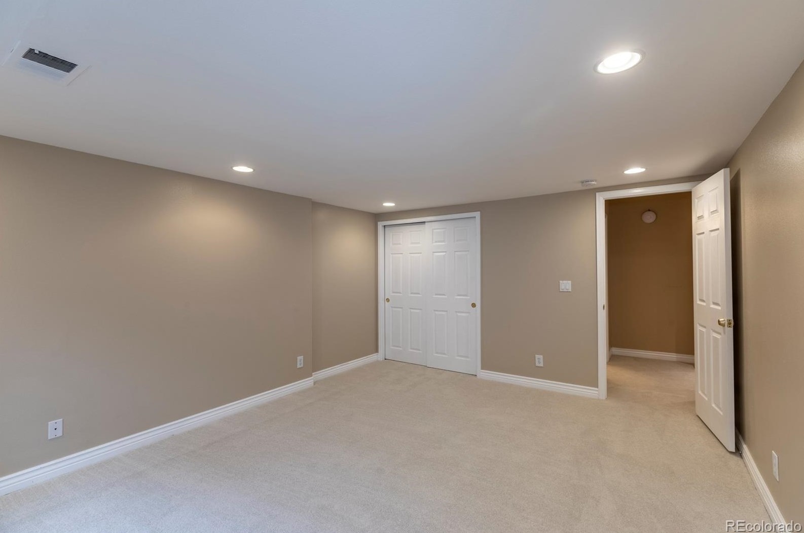 3211 Coyote Hills Ct, Castle Rock CO 80109-7933 exterior