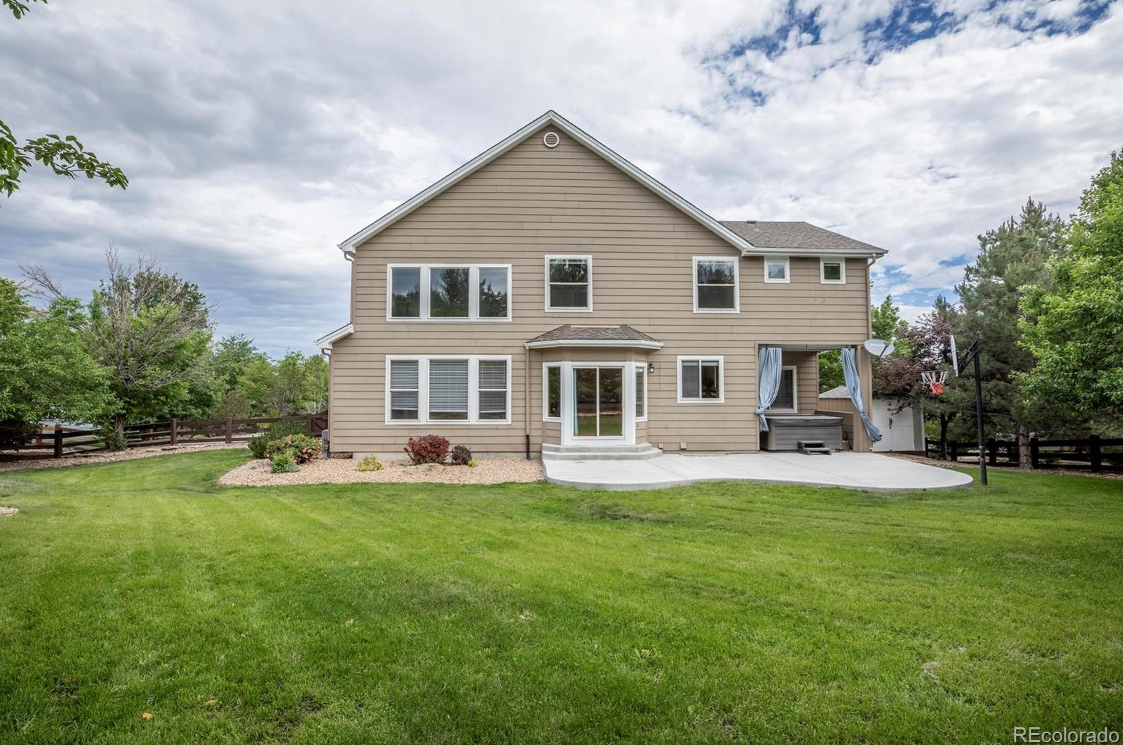 3211 Coyote Hills Ct, Castle Rock CO 80109-7933 exterior