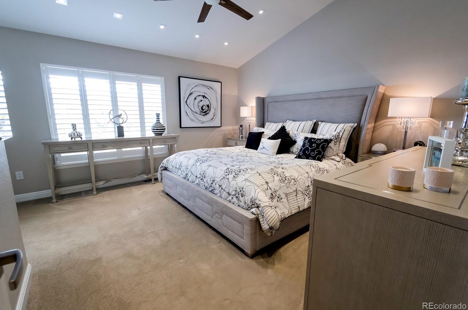 601 Chadwick Cir, Littleton CO  80129-6291 exterior