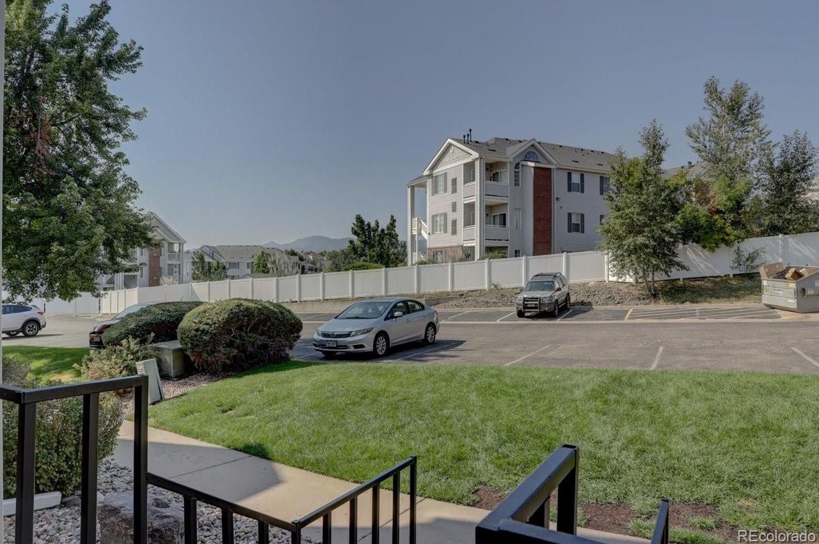 6755 Field St, Littleton CO 80128-4001 exterior