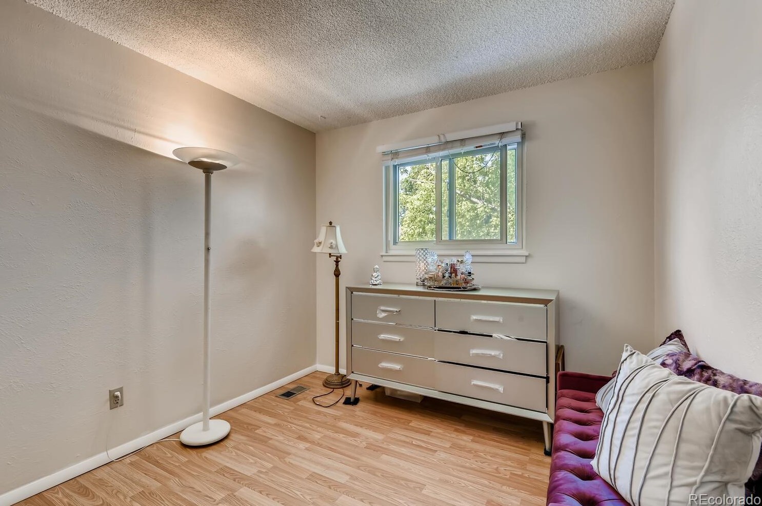 9722 Polk Dr, Littleton CO 80127-2404 exterior