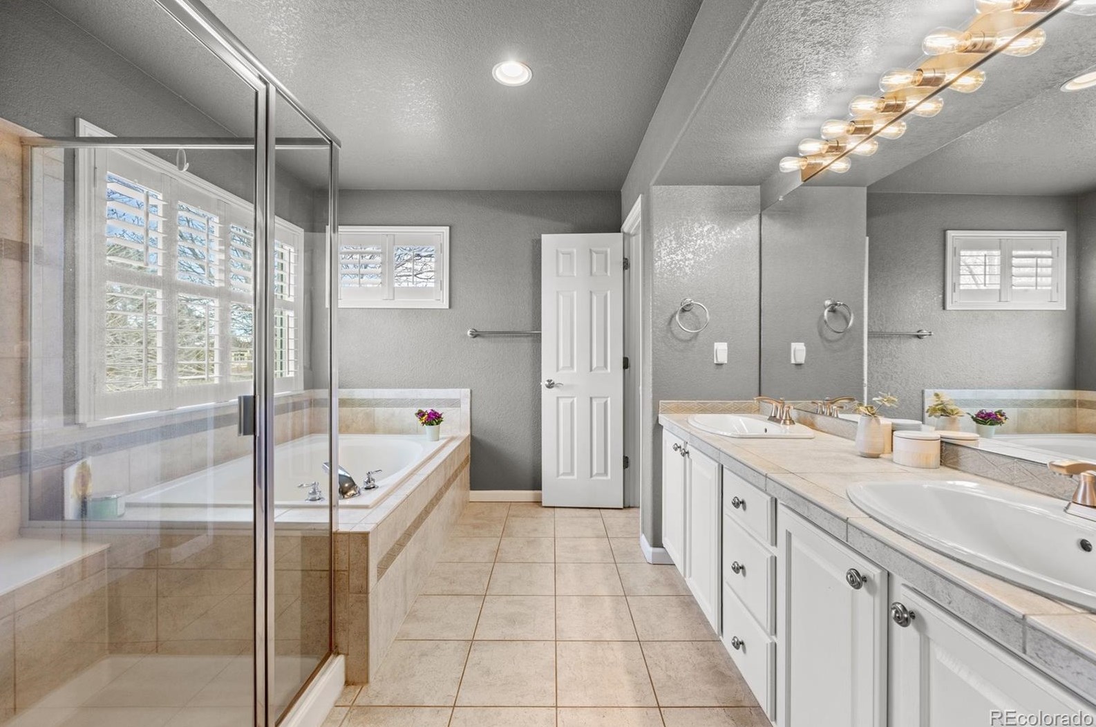 13561 85th Dr, Arvada CO  80005-5829 exterior