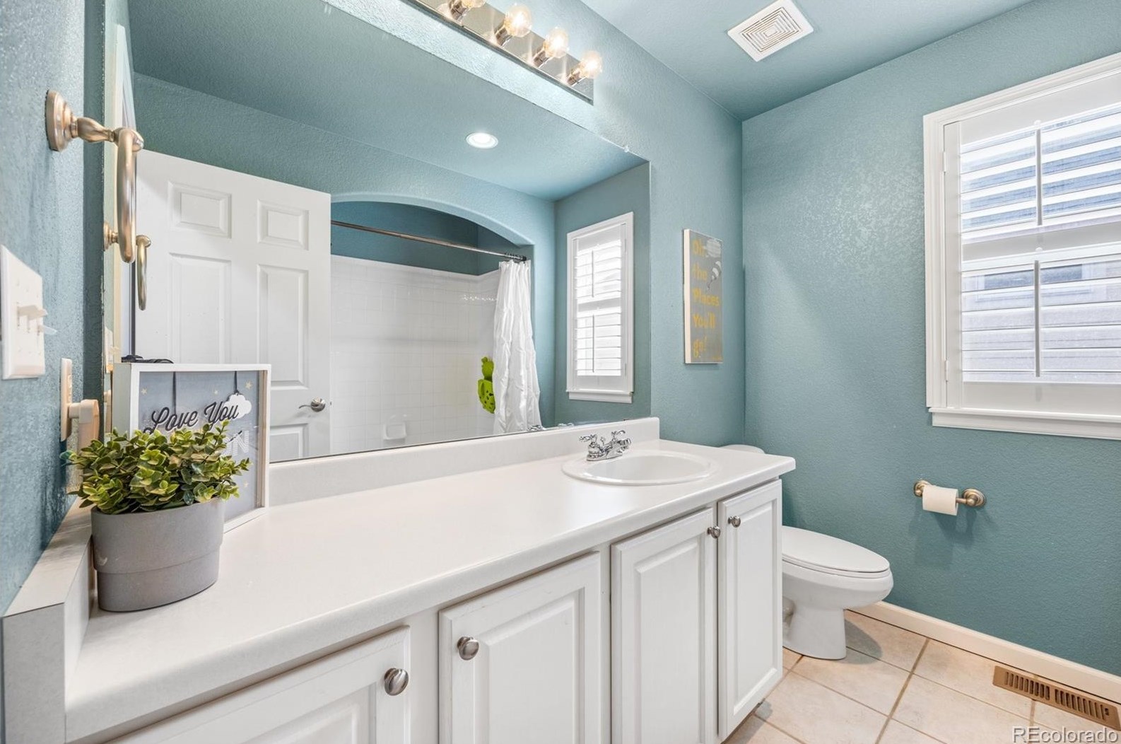 13561 85th Dr, Arvada CO  80005-5829 exterior