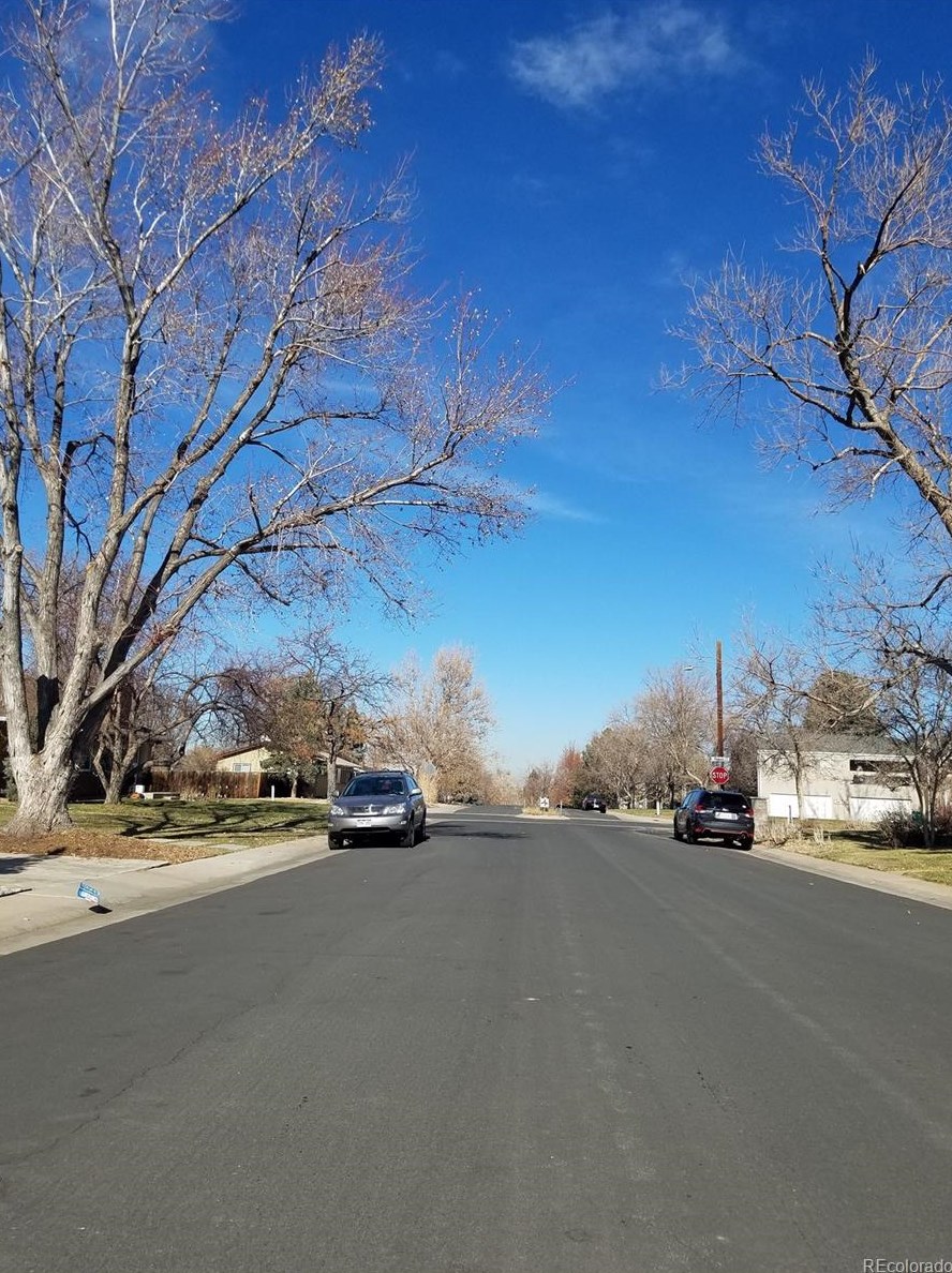 5629 Greenwood St, Littleton CO 80120-1420 exterior