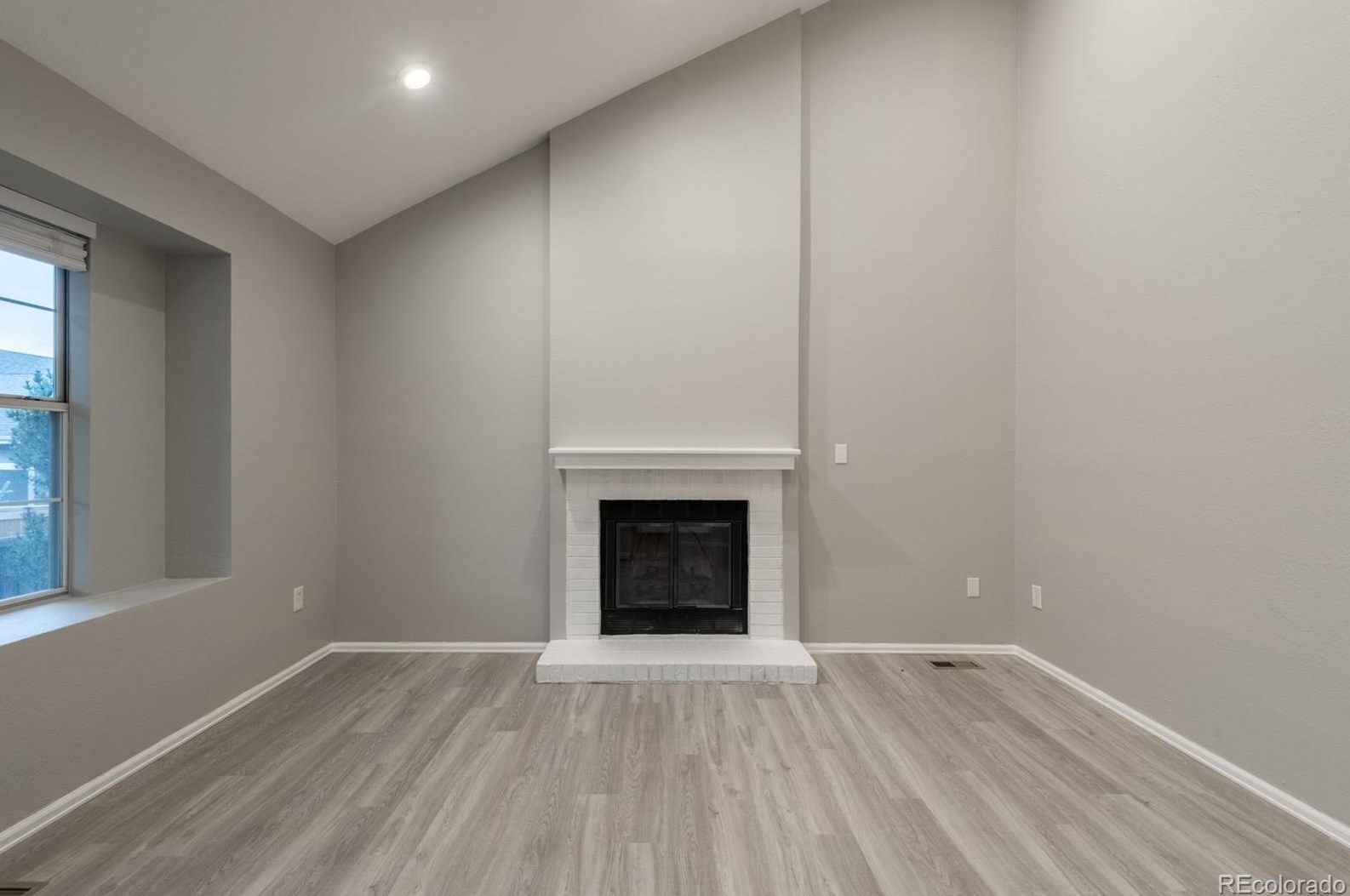 9354 Cattail Ct, Littleton CO 80126-2738 exterior