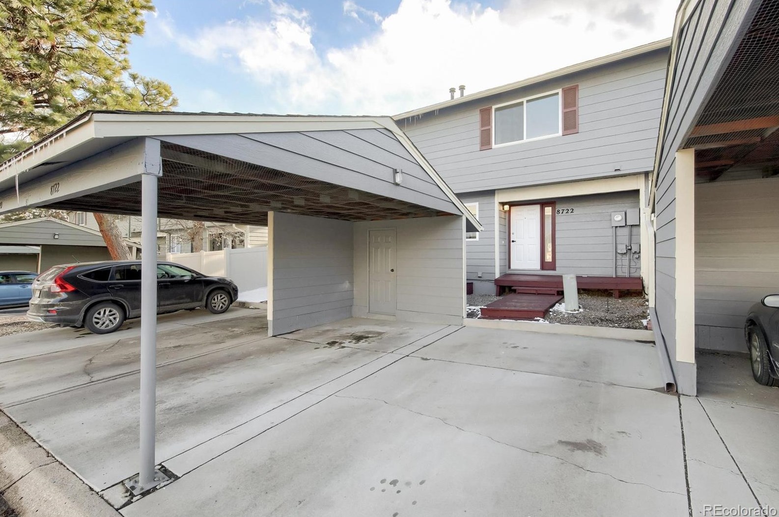 8722 Carr Loop, Arvada CO  80005-1572 exterior