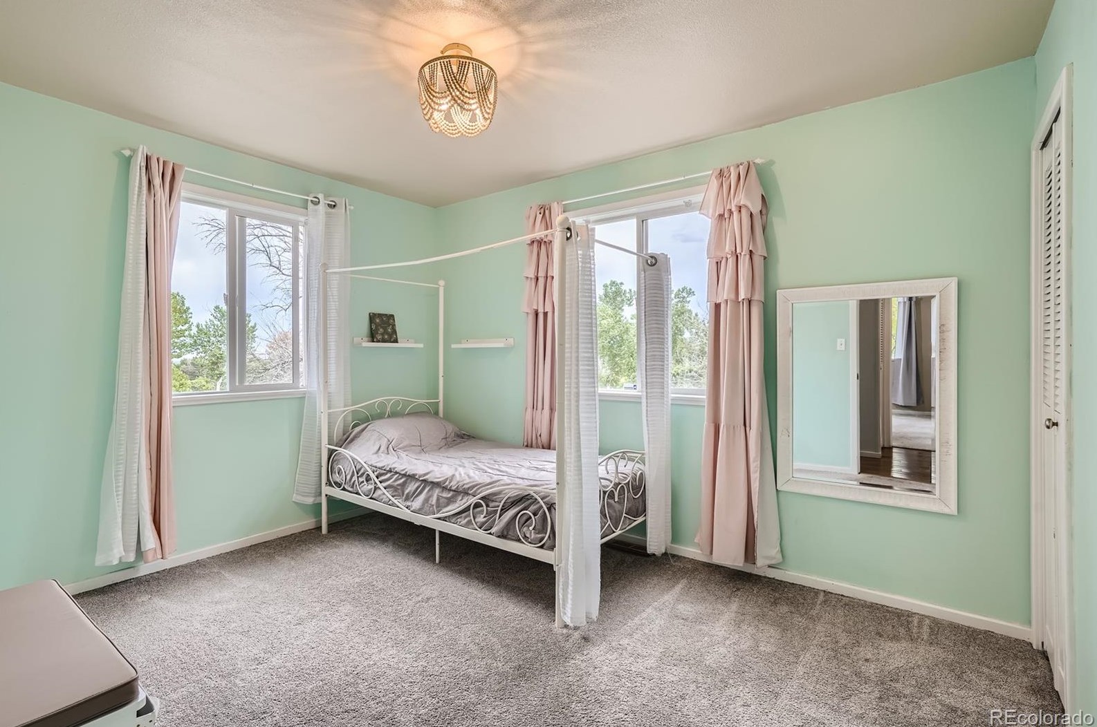 9304 77 Dr, Arvada CO  80003-2429 exterior