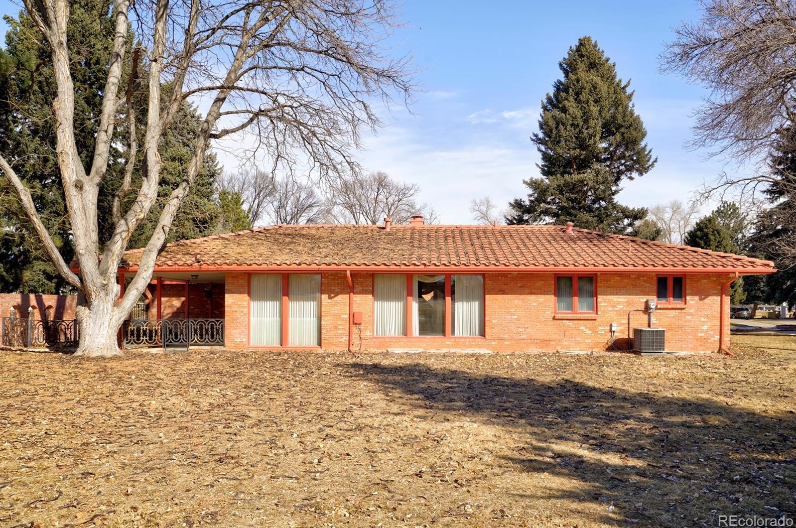 26 Fairway Ln, Littleton CO 80123-6664 exterior