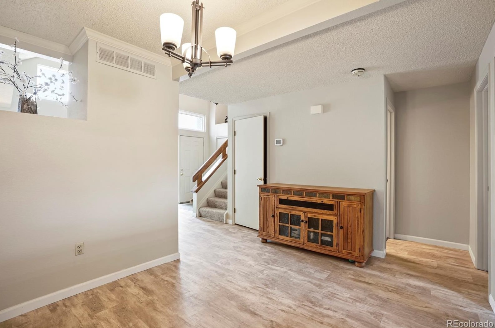 9031 Bear Mountain Dr, Littleton CO  80126-2268 exterior