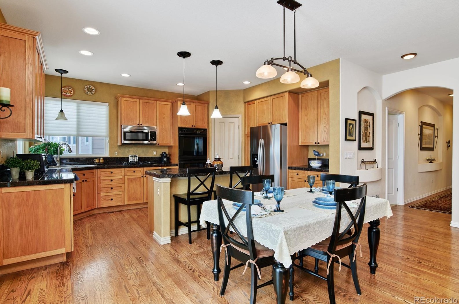 1365 Peninsula Cir, Castle Rock CO 80104-3710 exterior