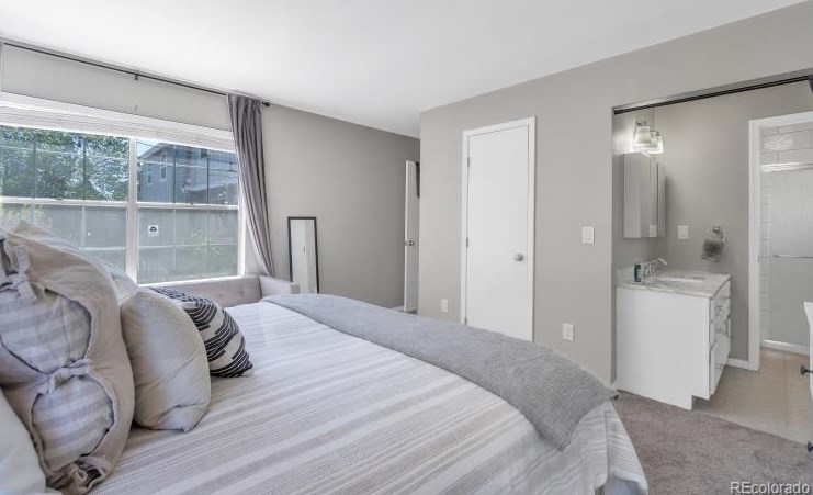 7313 Columbine Way, Littleton CO 80121-2805 exterior