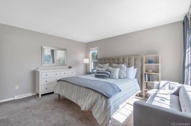 7313 Columbine Way, Littleton CO 80121-2805 exterior