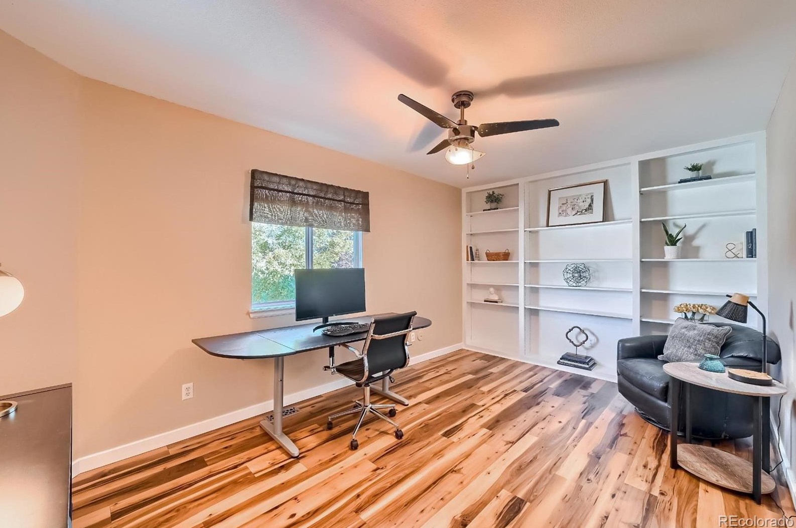 9742 Whitecliff Pl, Littleton CO 80129-5748 exterior